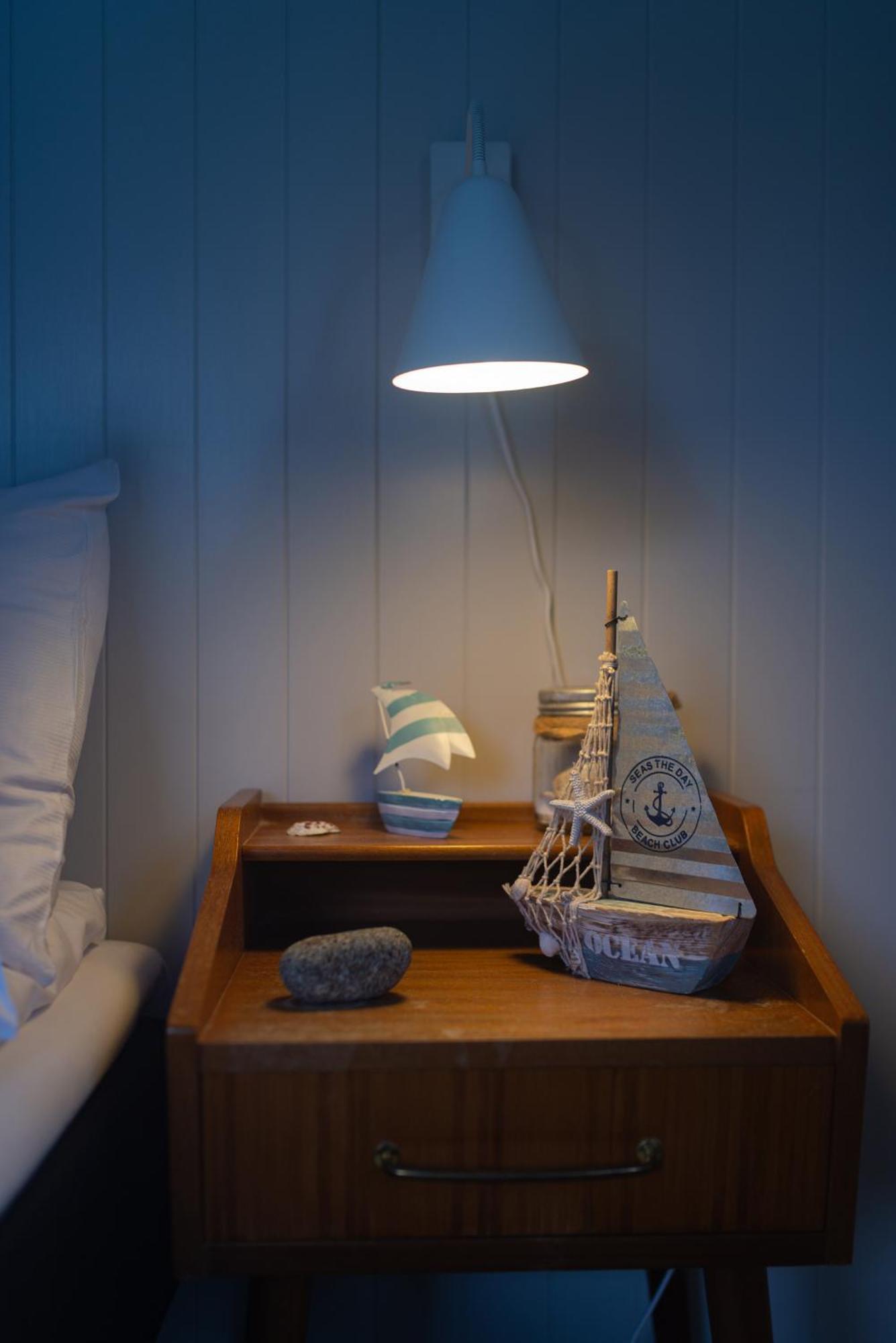 Cozy House By The Fjord In The Heart Of Lofoten Reine Luaran gambar